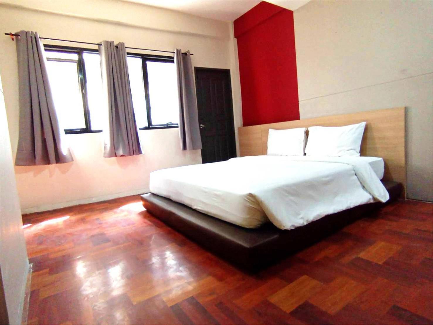 Go Inn Silom Bts Surasak X โกอินน์ สีลม บีทีเอส สถานีสุรศักดิ์ Bangkok Ngoại thất bức ảnh